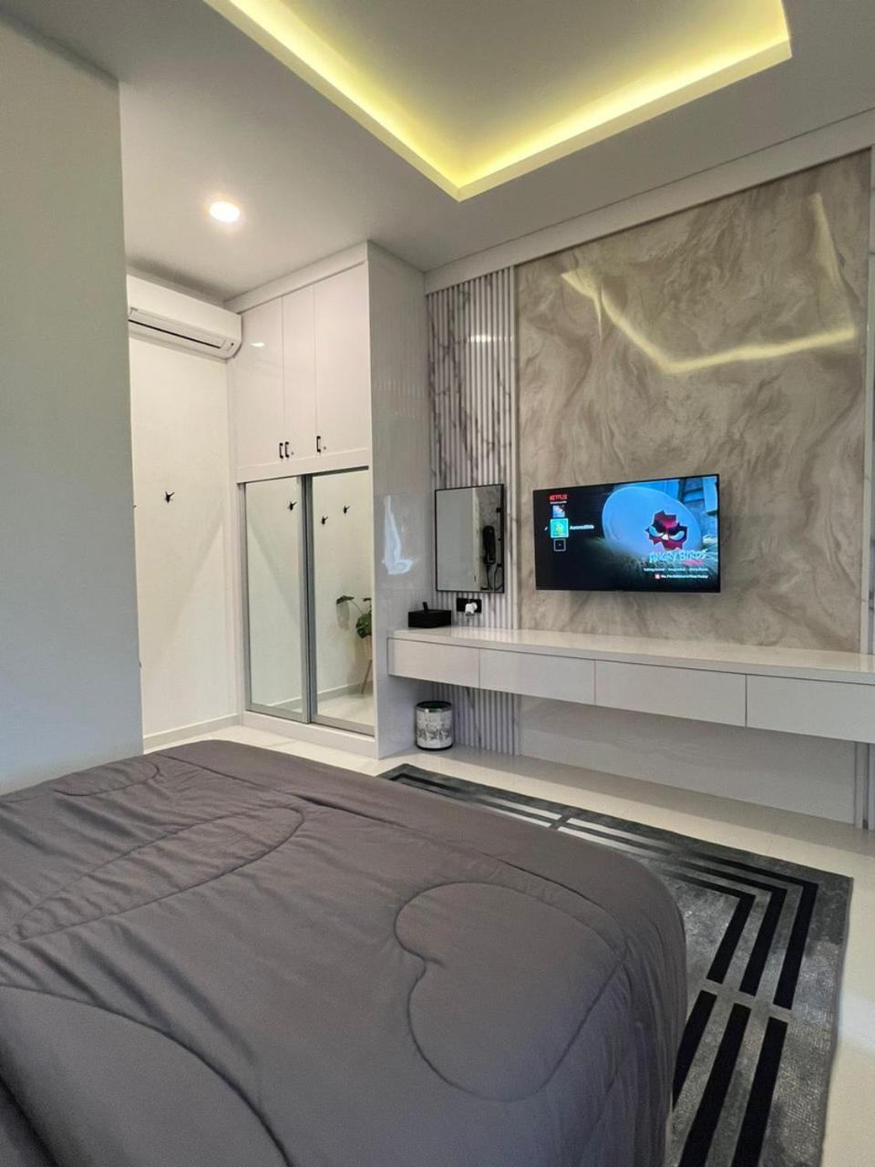 Auranad Tinyhouse Bandar Tanah Merah Wifi Netflix 外观 照片