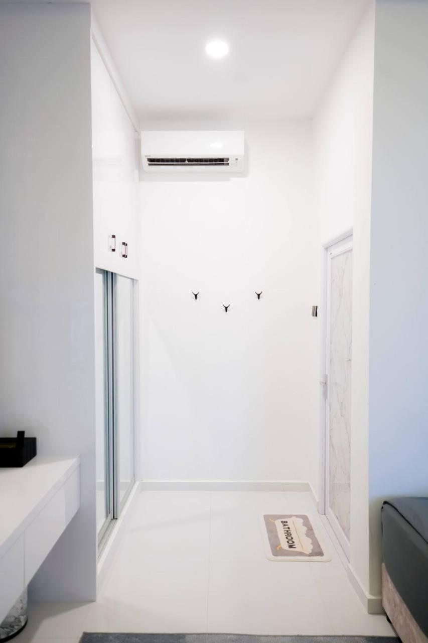 Auranad Tinyhouse Bandar Tanah Merah Wifi Netflix 外观 照片
