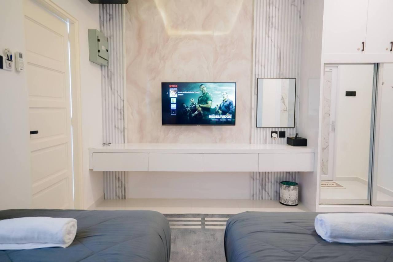 Auranad Tinyhouse Bandar Tanah Merah Wifi Netflix 外观 照片