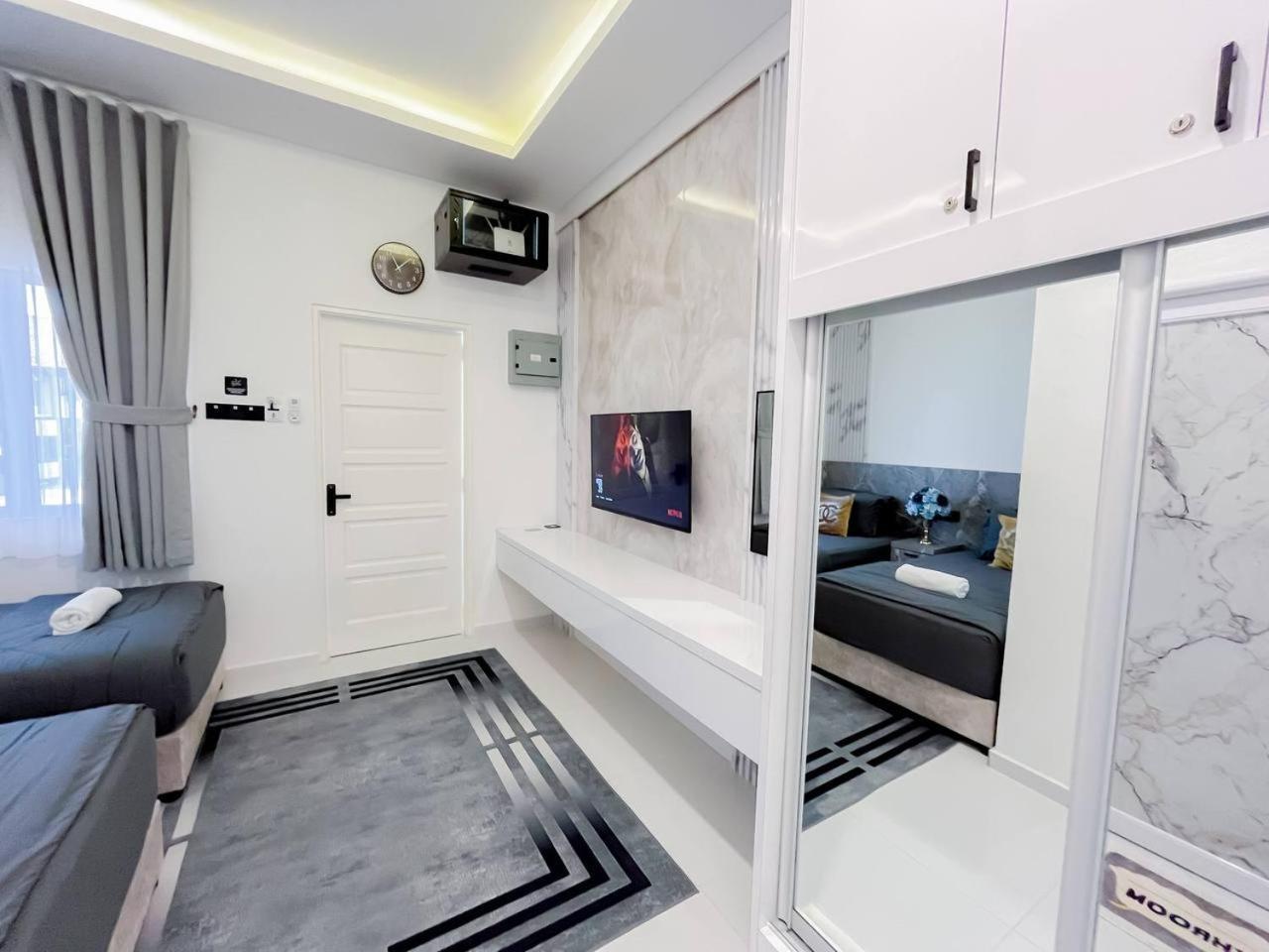 Auranad Tinyhouse Bandar Tanah Merah Wifi Netflix 外观 照片